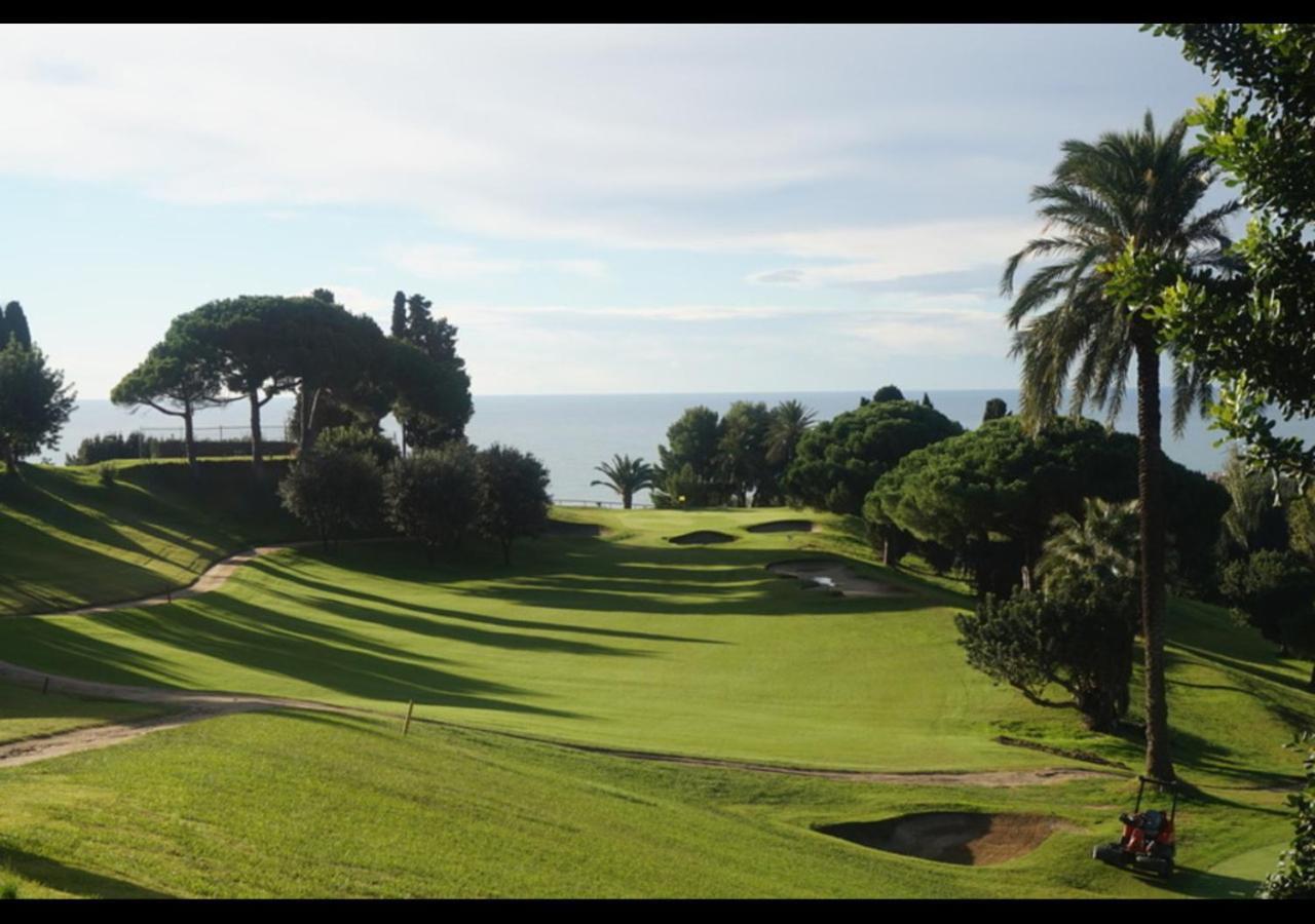 Vilassar De Dalt Costa Maresme, Barcelona ,Valentinos House & Poolヴィラ エクステリア 写真
